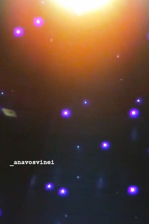 _αναβοσβήνει