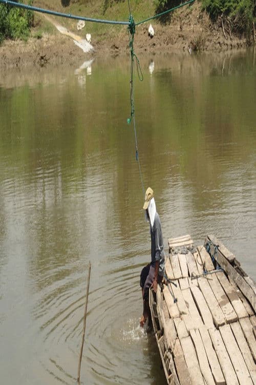 Di Pinggir Kali Citarum