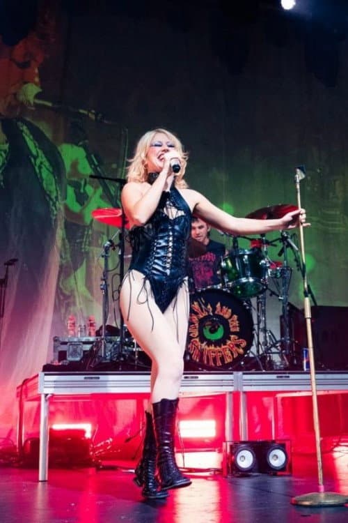 Amyl and the Sniffers Live at Roadrunner Boston, MA