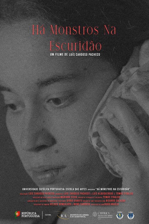 Há Monstros na Escuridão