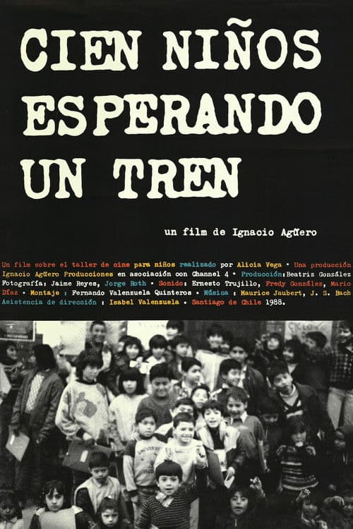 Cien niños esperando un tren