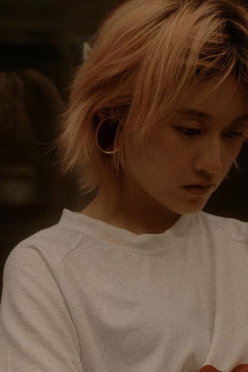 ЯКЩО ВЫ БАЧИТЕ ЩО ЩОСЬ НЕ ТАК, and 凹凸