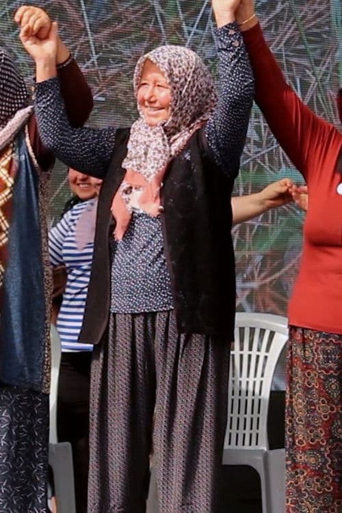 Elibirlik: Yırcalı Kadınlar