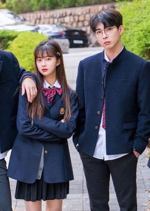 남자무리의 여사친