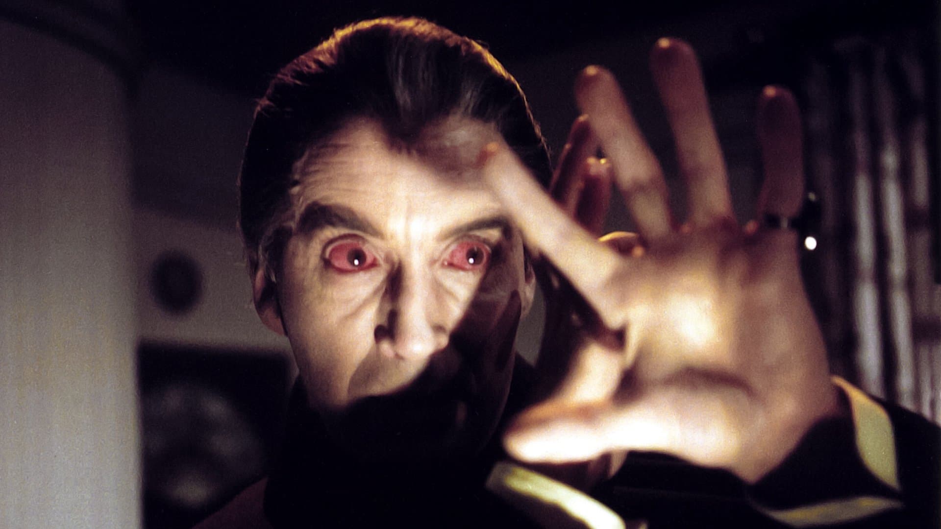 Dracula s-a ridicat din mormânt