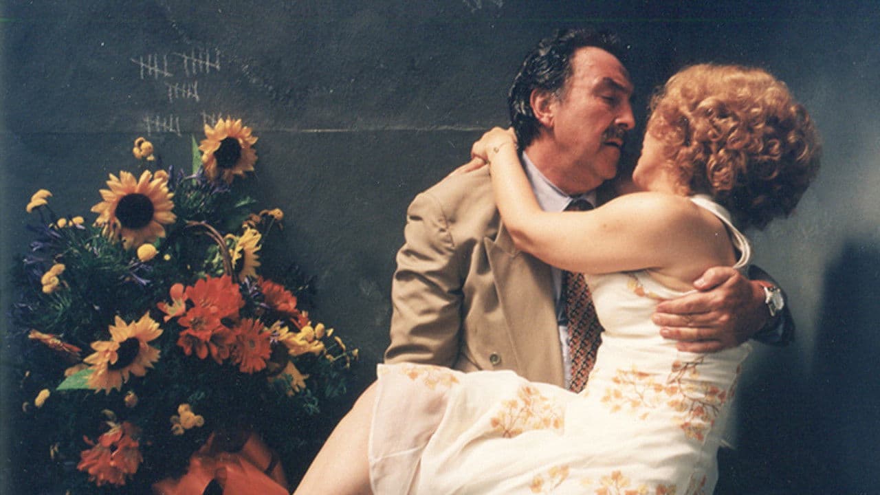 De noche vienes, Esmeralda